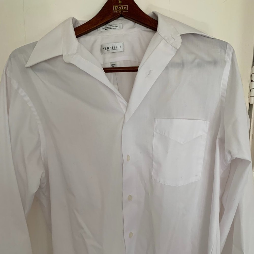 Van Heusen white button down shirt 15.5 (neck) / 34-35 (sleeve)